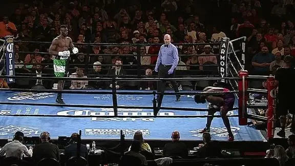 Harper left the ring seconds after the bell in one of PBC’s strangest fights.