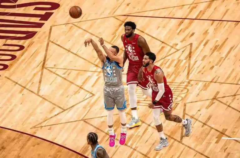 Stephen Curry attempting a 3-pointer during the 2022 NBA All-Star Game.