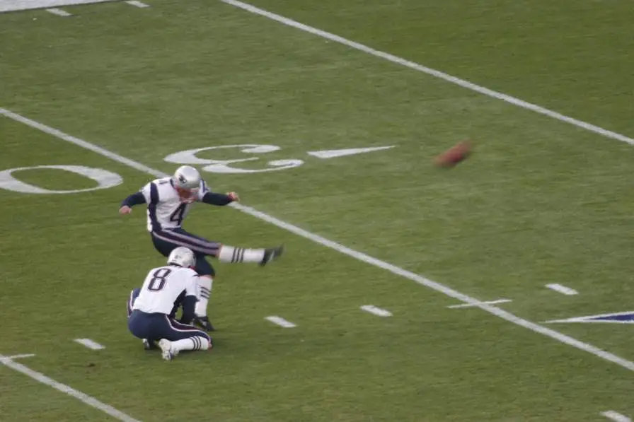 Adam Vinatieri warms up prior to Super Bowl XXXIX.