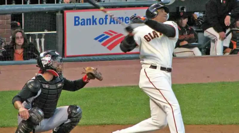 Barry Bonds follow through.