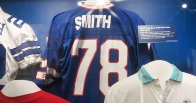 Bruce Smith uniform.