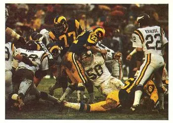Minnesota Vikings safety Paul Krause in a defensive play against the Los Angeles Rams.