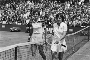 Tennis Netherlands against United States in The Hague. Betty Stöve (left) and Martina Navrátilová (right).
