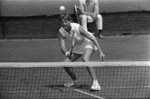 Margaret Court playing at the Dutch Open in Hiversum on 2nd August 1970.