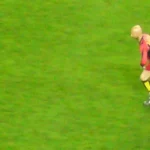 Barthez playing for Nantes in 2006.