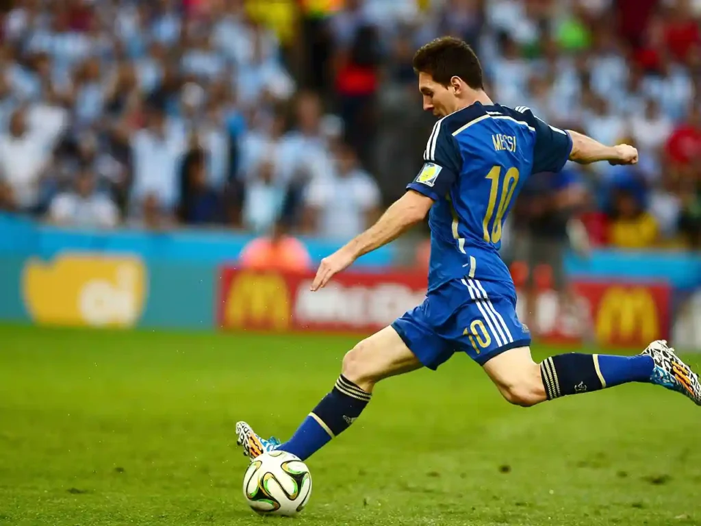 Messi prepares to shoot with his dominant left foot in the 2014 FIFA World Cup final.