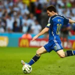 Messi prepares to shoot with his dominant left foot in the 2014 FIFA World Cup final.